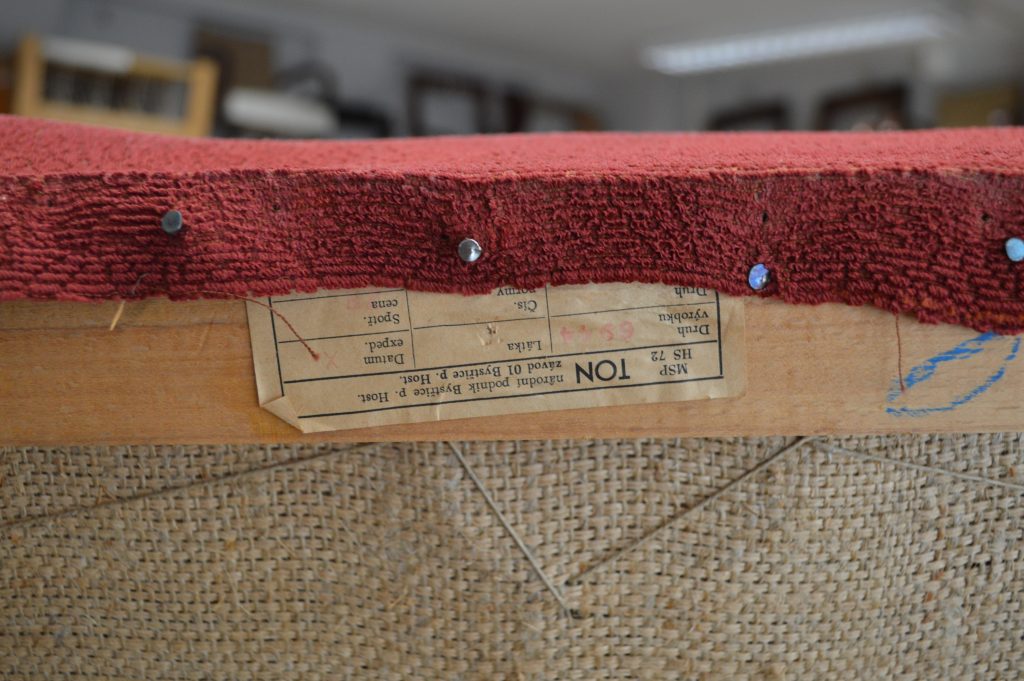 Produktionssiegel mit Stempel, TON Möbelwerk